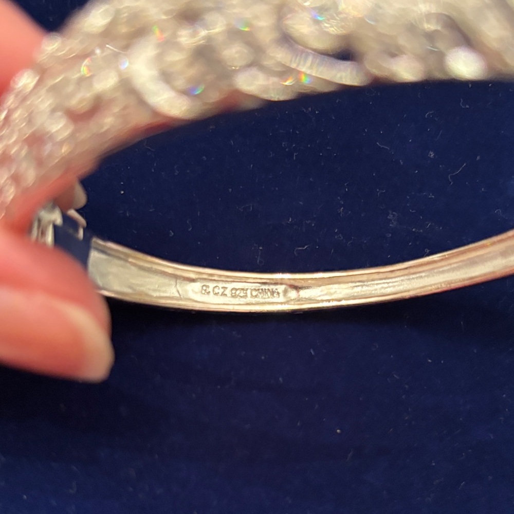 925 Sterling Silver and Zircons Swirl design gorgeous Bracelet - Picture 6 of 10